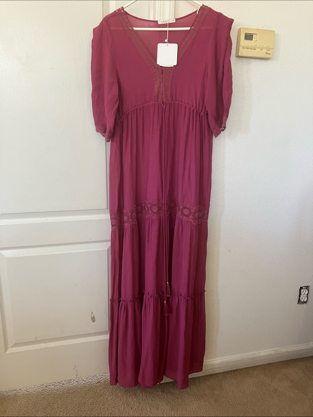 New Lina Brand Magenta lace-detail tiered maxi Dress size 38